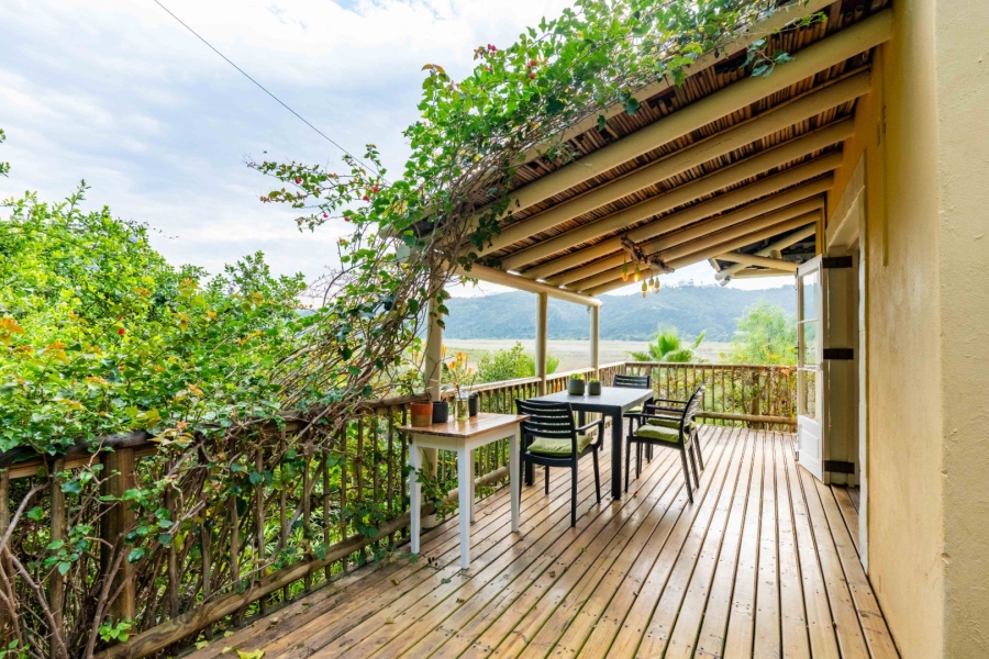 6 Bedroom Property for Sale in Wilderness Central Western Cape